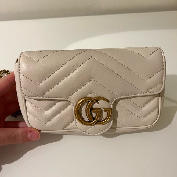 Gucci Handbags - Gucci GG Marmont Super Mini Shoulder Bag